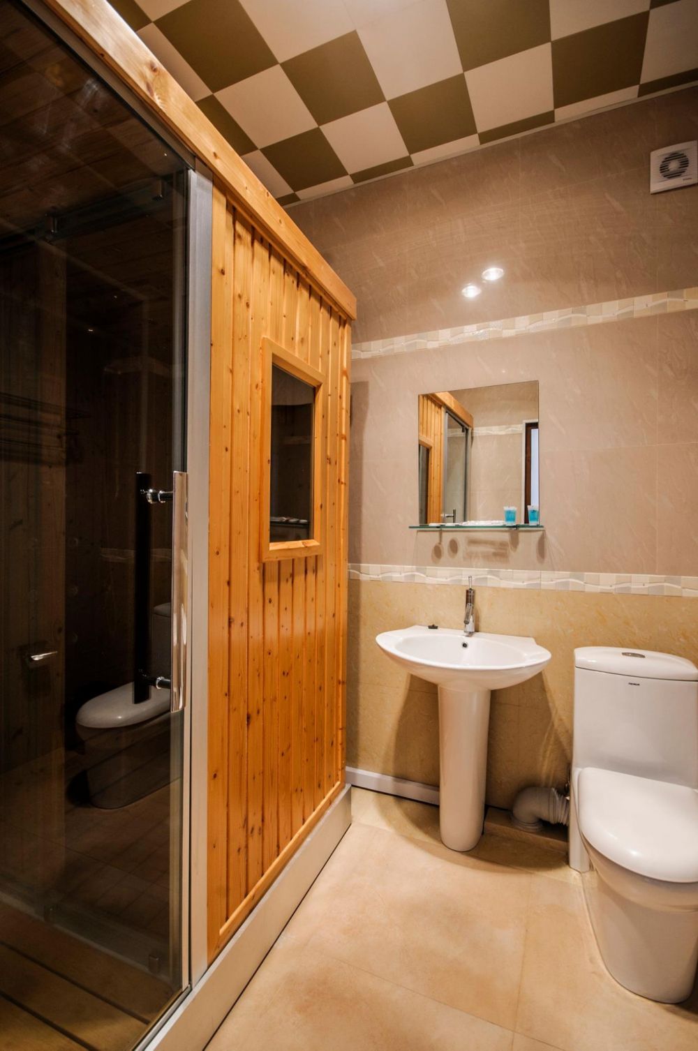 Suite, London Palace 3*