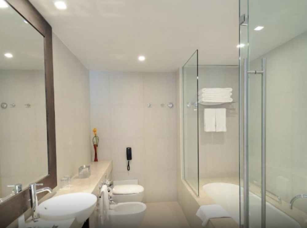 Standard Twin, Crowne Plaza Abu Dhabi Yas Island 4*