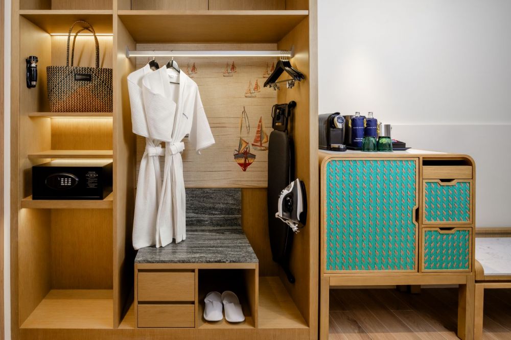 Deluxe Room, Grand Mercure Krabi Ao Nang 4*