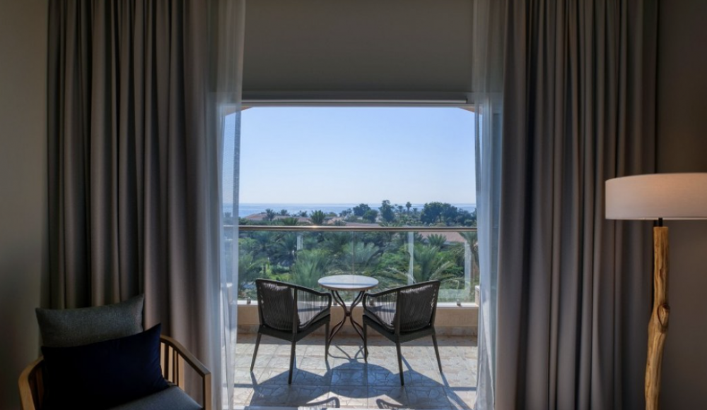 Guest Room, Fujairah Rotana Resort and SPA 5*