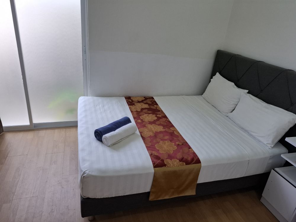 Deluxe, iHaven Thulusdhoo 