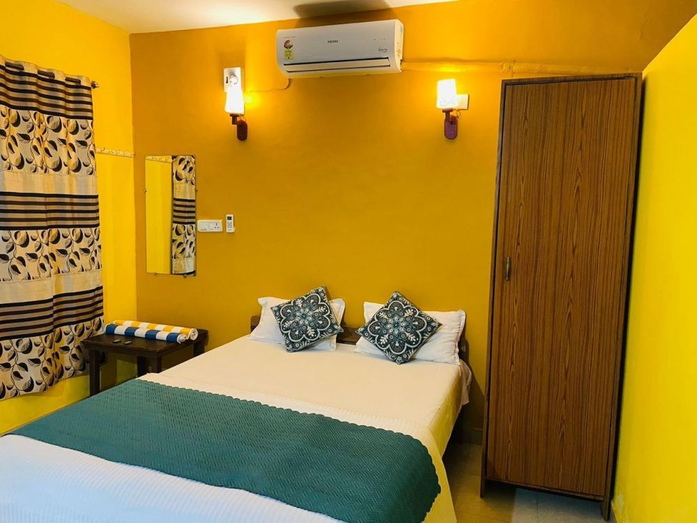 Standard Non AC/with AC, Samantha Inn 1*