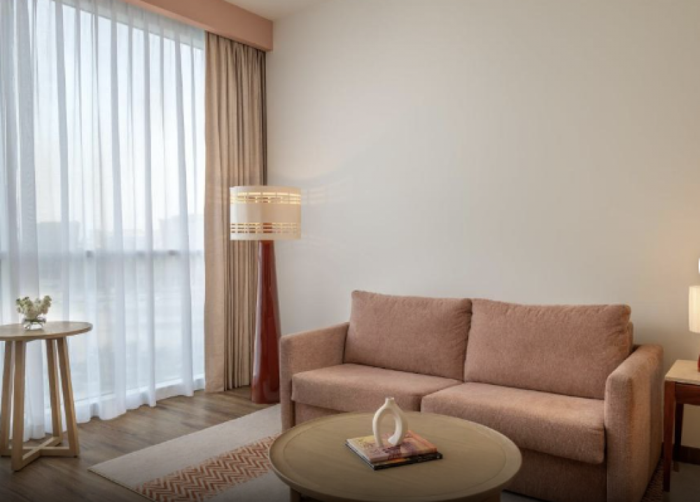 1 Queen Family Suite Pool View, Yas Plaza Circuit (ex. Centro Yas Island Rotana) 3*