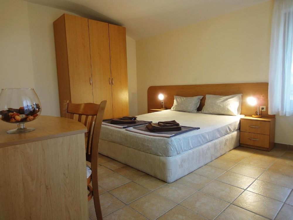 Two Bedroom Apartment, Summer Dreams 