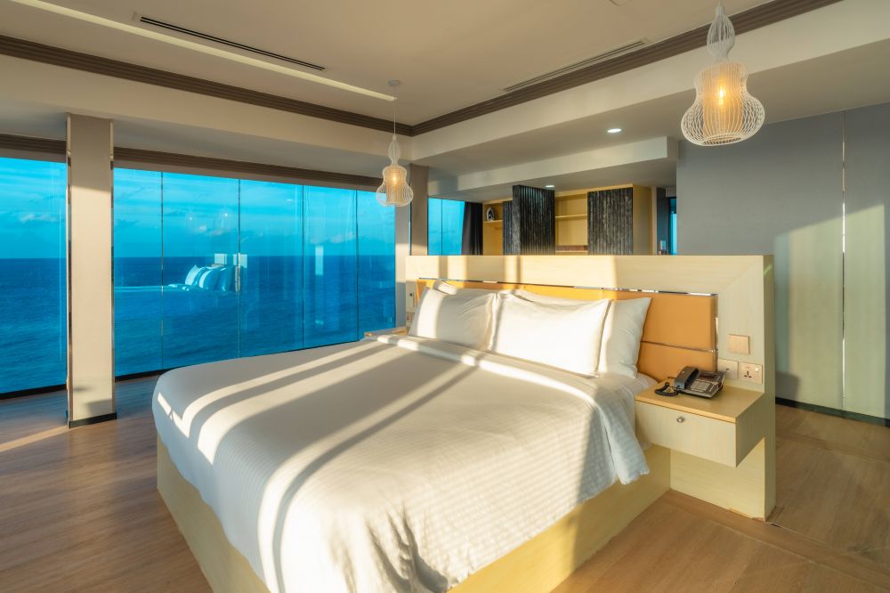 Penthouse with Balcony and Terrace, Swarn by Hawks Hotels (ex. Clarks Exotica Kamadhoo Maldives) 4*