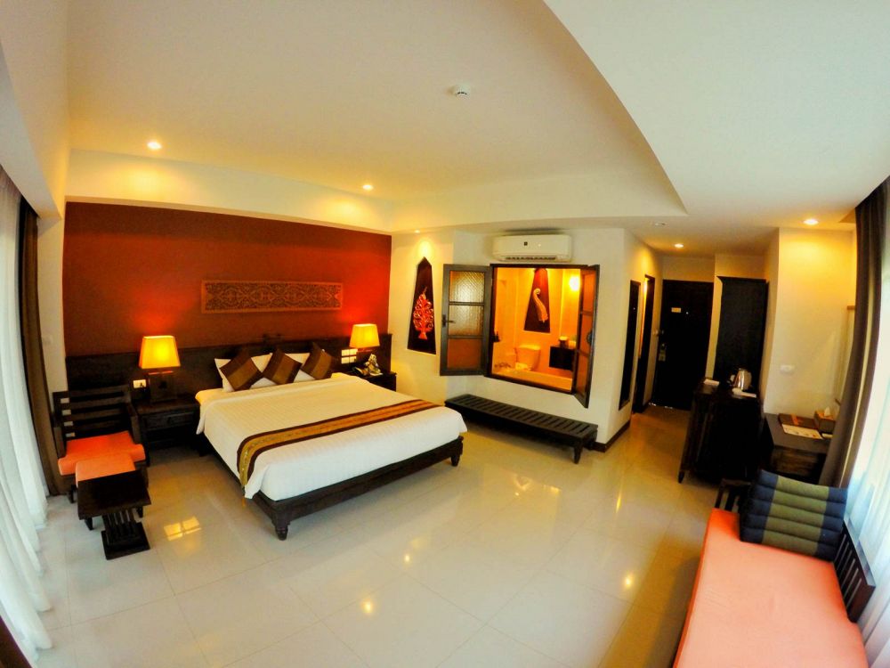 Grand Deluxe, Navatara Phuket Resort 4*