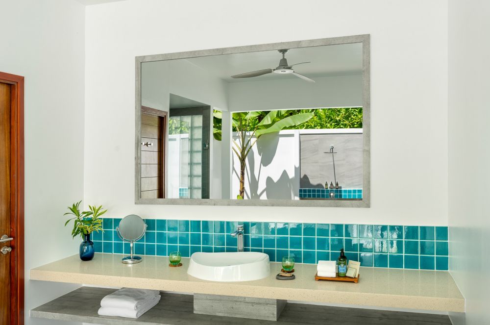 Beach Villa, Dhigali Maldives 5*