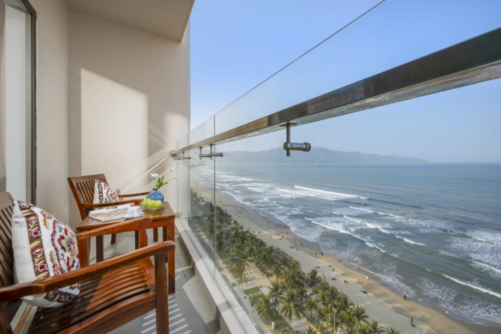 Balcony Premier Sea Front, Balcona Hotel Da Nang 4*