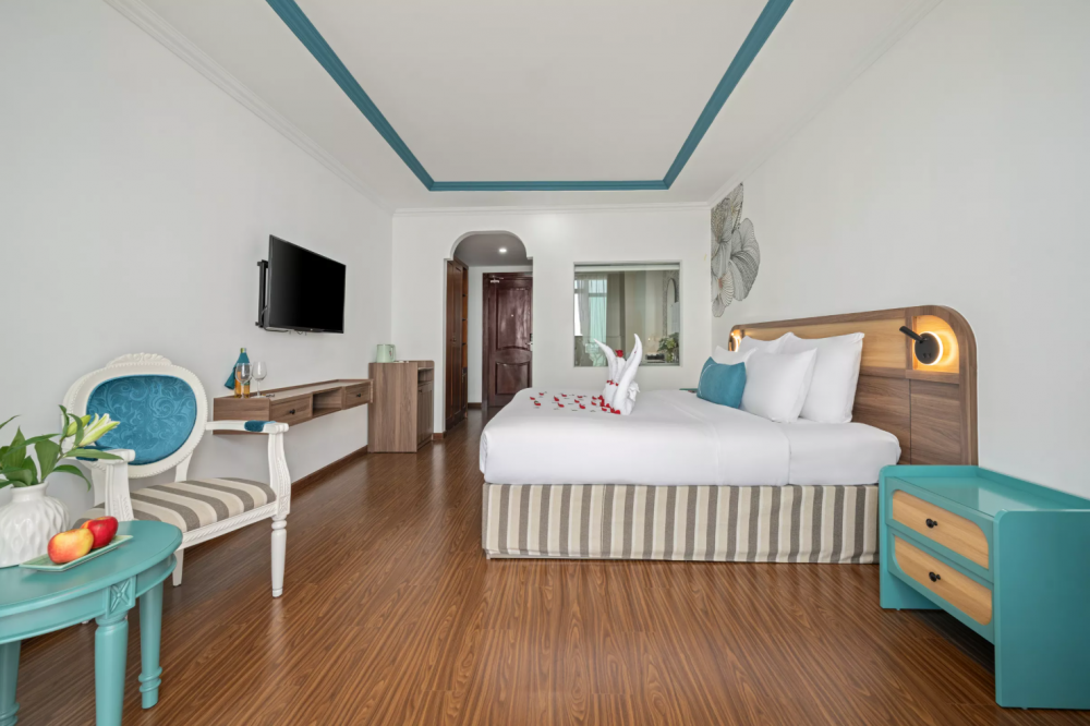 Suite Ocean View with Balcony, Paracel Beach Hotel 4*