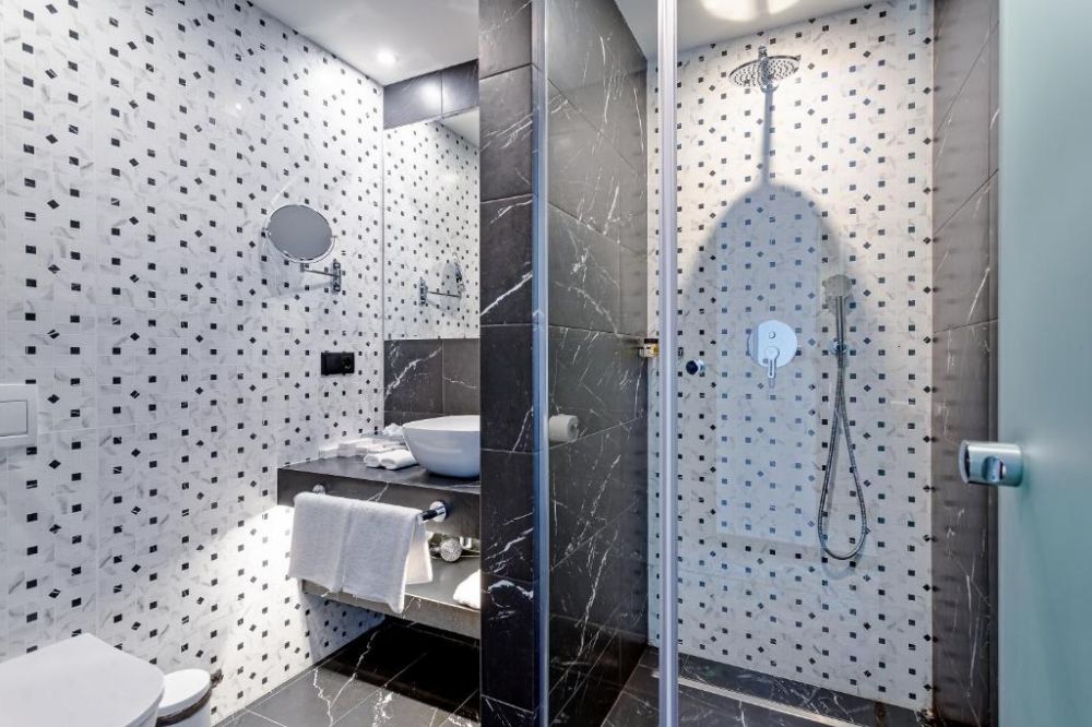 Family Suite with Balcony, Taberne Boutique Hotel Tbilisi 4*