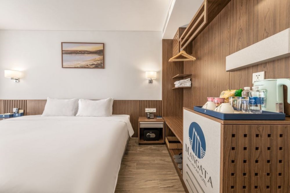 Executive, Mangata Beachfront Hotel 4*