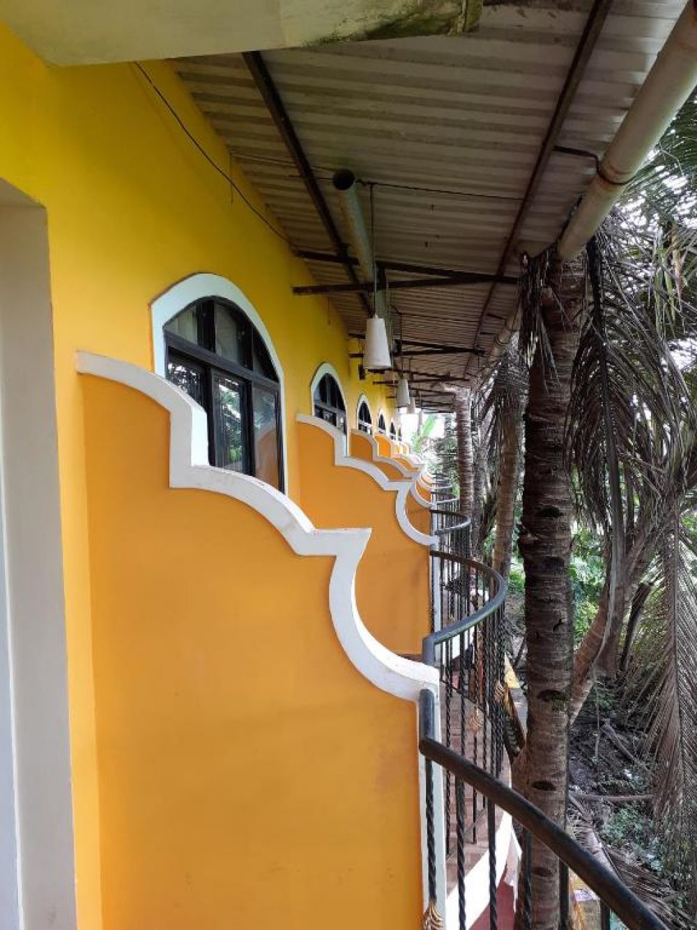 Deluxe AC, Country View Cottage 