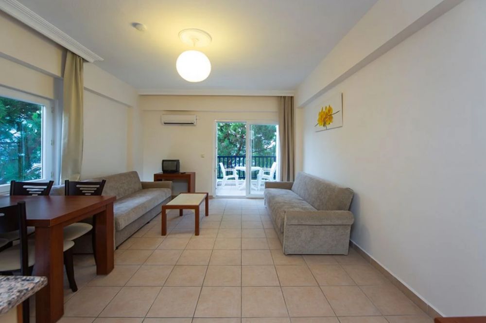 1+1 Suite, Irem Garden Hotel 4*