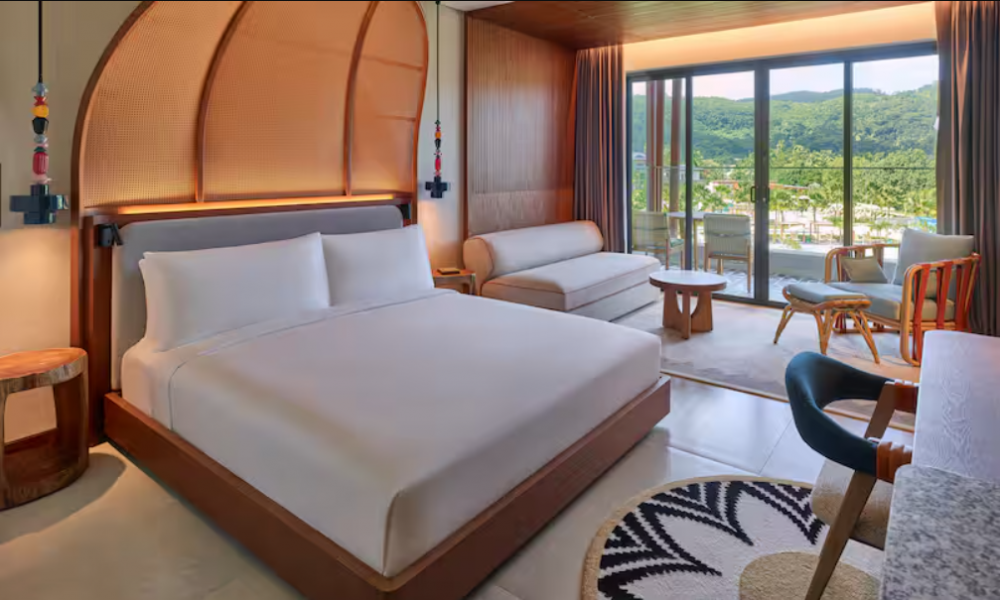 Deluxe Room PV, Canopy by Hilton Seychelles 4*