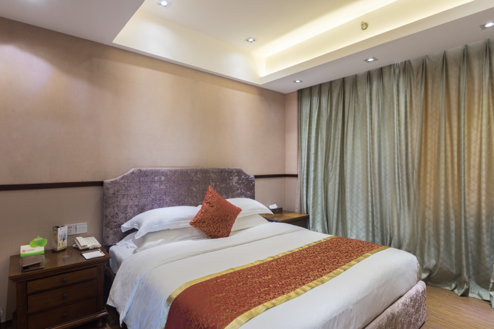 Luhuitou Mountain View Two-bedroom Suite, Grand Metropark Bay Hotel Sanya 5*