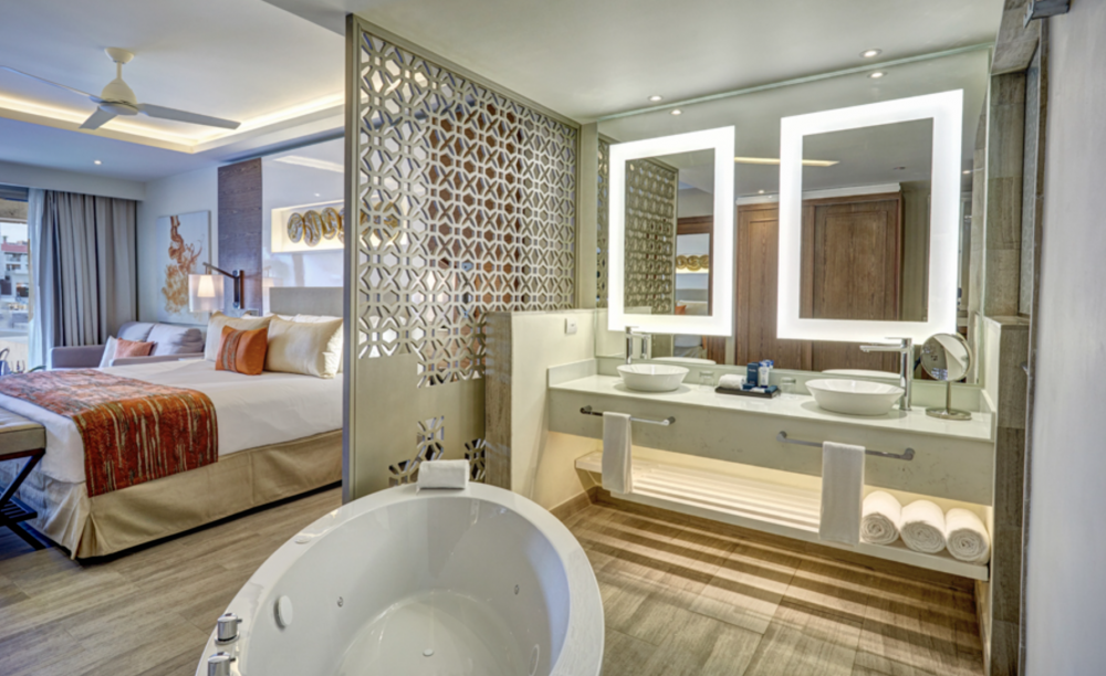 Luxury Junior Suite Diamond Club, Royalton Bavaro 5*