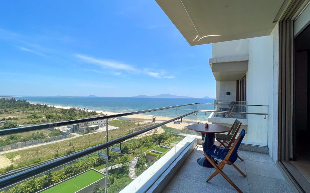 Grand Deluxe OV, New World Hoiana Beach Resort 5*