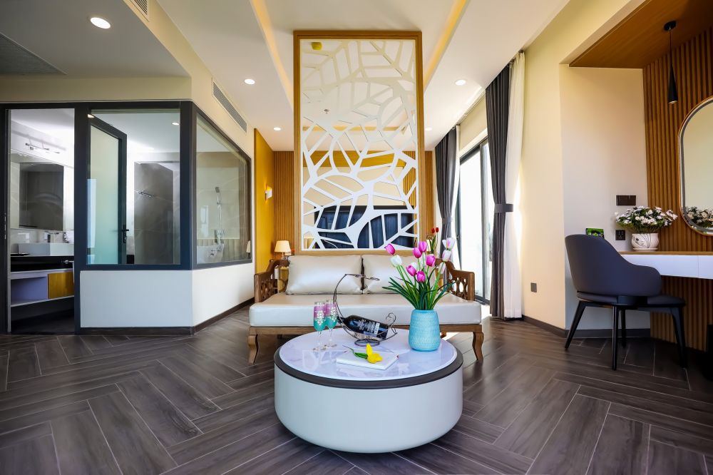 Executive Suite CV/OV with Balcony, Daystar Hotel Phu Quoc 4*