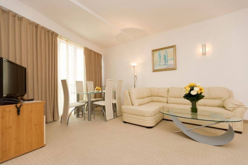 One Bedroom Apartment Pool / Sea View, Apollo Golden Sands (ex. Doubletree by Hilton) 4*