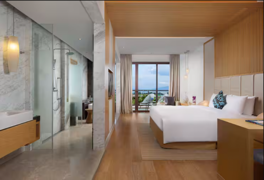 Premier Room OV, Thousand Cranes Sanya Yazhou Bay,Curio Collection by Hilton 5*