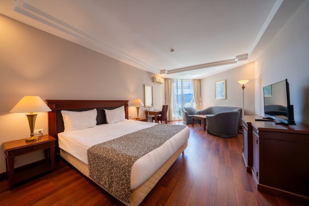 Hotel Standard Family Room, Bodrum Holiday Resort & Spa Hotel 5*