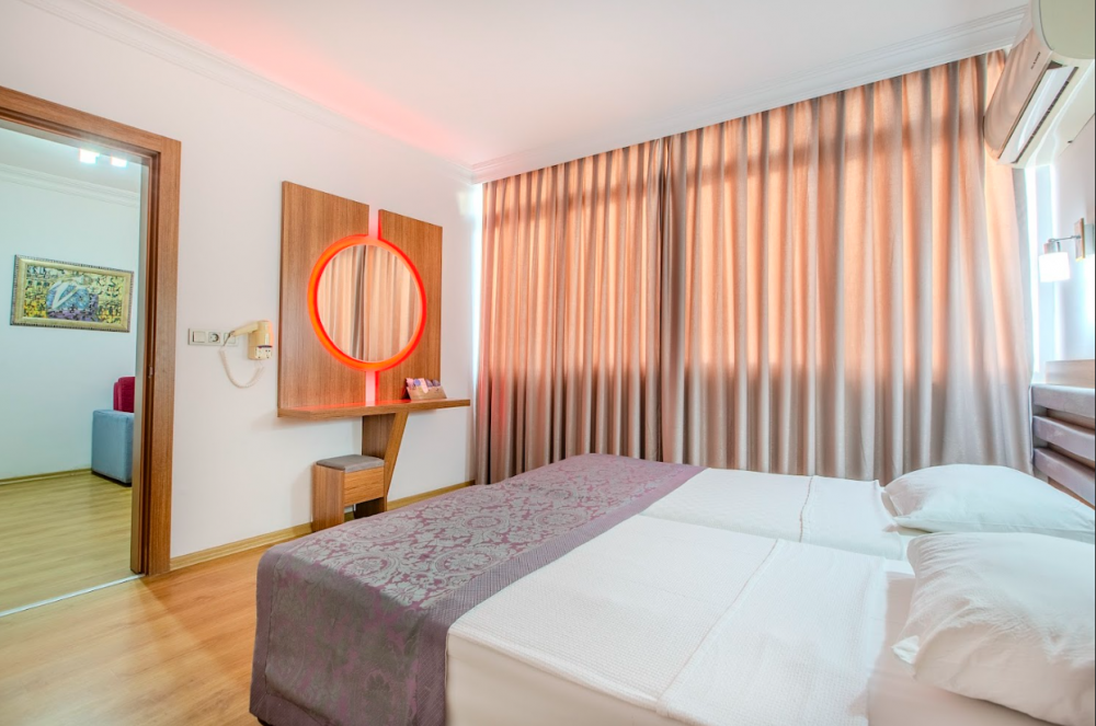 Suite Room, Bonapart Sealine Hotel 3*