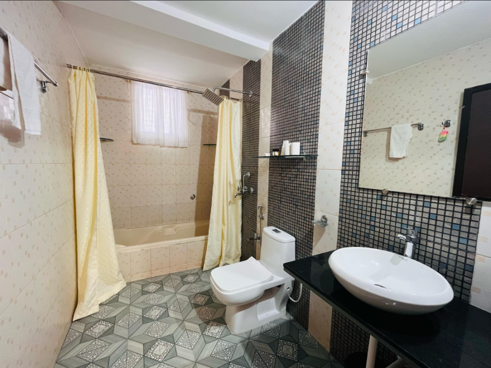 Deluxe, Nagas Hotel Satyavati 2*