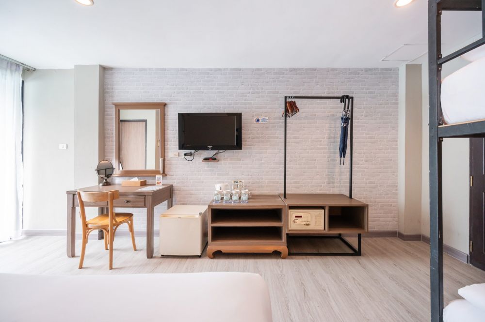 Koko Party, Kokotel Krabi Ao Nang 3*