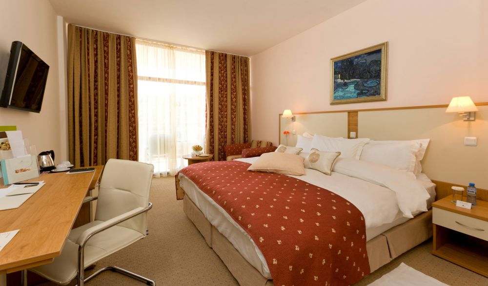 Double Park / Sea View, Apollo Golden Sands (ex. Doubletree by Hilton) 4*