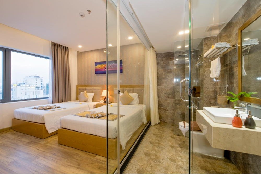 Superior, Helios Boutique 3*