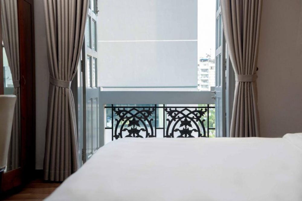 Suite, Rembrandt Hotel Nha Trang 3*