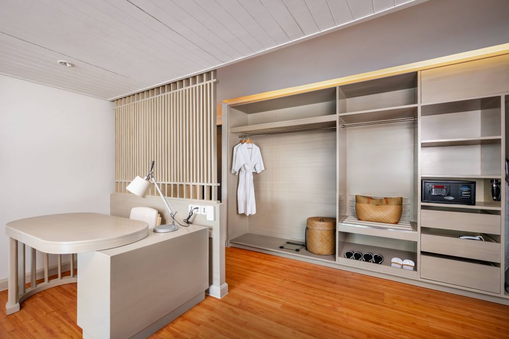 Junior Suite Family (Garden View), Pullman Phuket Panwa Beach Resort 5*