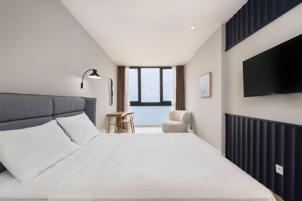 Studio Sea View without Balcony/ with Balcony, Next White Aparthotel 