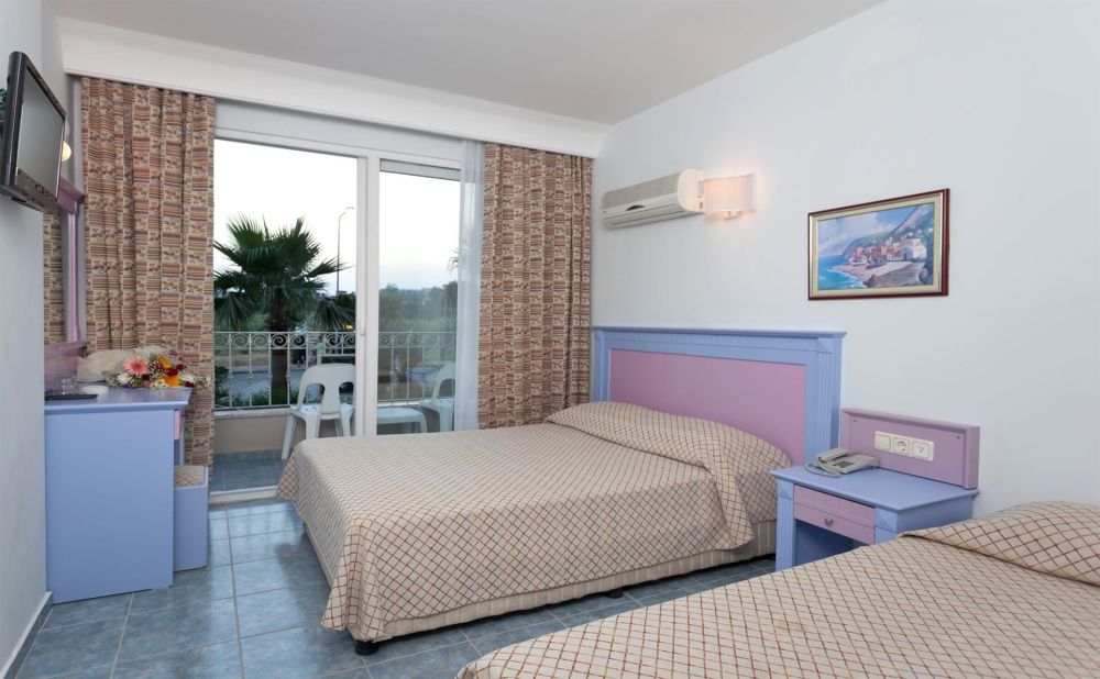 Standard Room, Eva Beach Hotel (ex. Holiday Line Beach Hotel) 4*