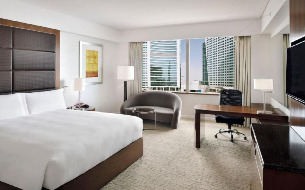 Standard Room, Standard Waterfront View Room, Crowne Plaza Dubai Festival City 5*