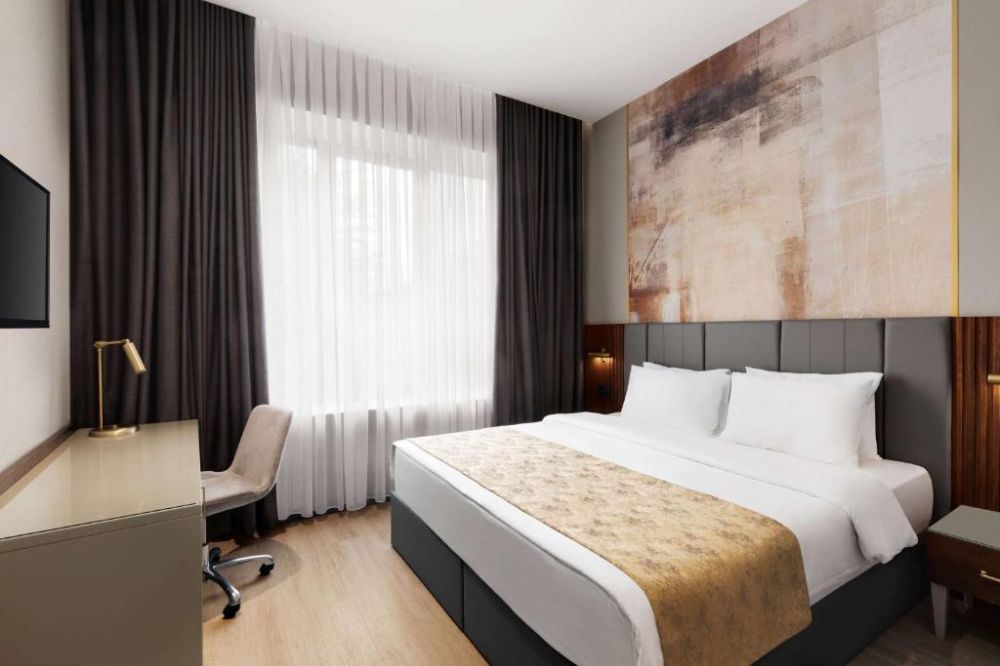 Premium twin/with balcony, Tbilisi Chambers Trademark By Whyndham (ex. City Center) 4*