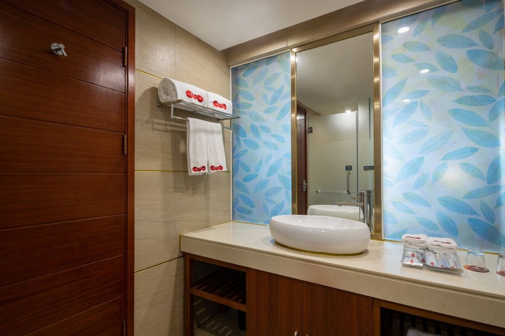 Mountain View/ Sea View Room (Building A), Gentl Grown Sanya Seashore 4*