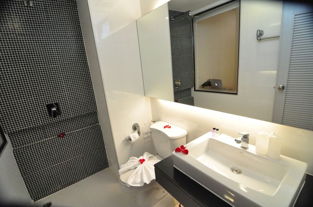 Grand Deluxe Double with  Balcony, Forty Winks Phuket 4*