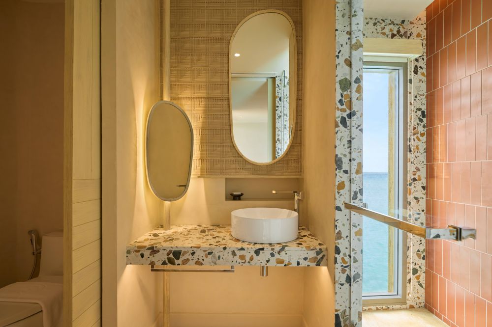 Overwater Sunrise Villa with Jacuzzi, Centara Mirage Lagoon Maldives 4*