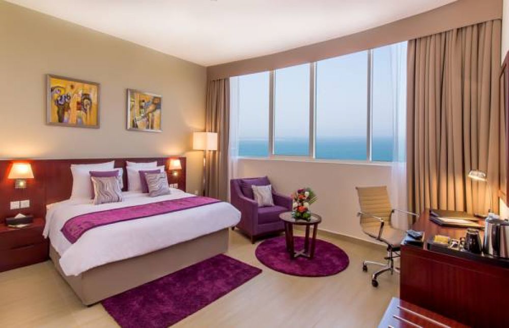 Two Bedroom Mountain Room/ Sea View, V Hotel Fujairah 4*