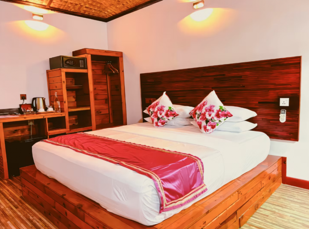 Deluxe King Room, Bougan Villea Retreat Maldives 