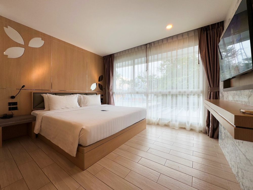 1-Bedroom Suite City View, Clarian Hotel Beach, Phuket 4*