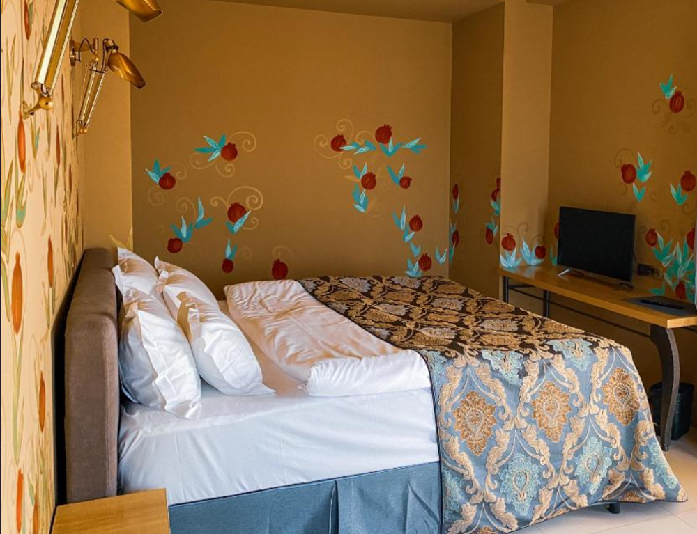 Terrace Suite, Brim 4*