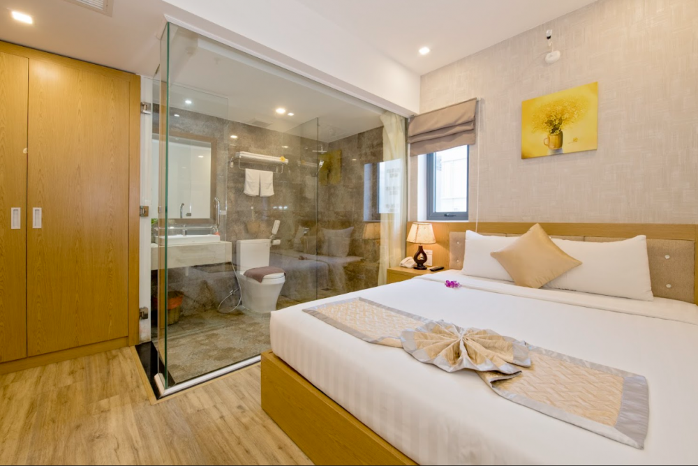 Superior, Helios Boutique 3*