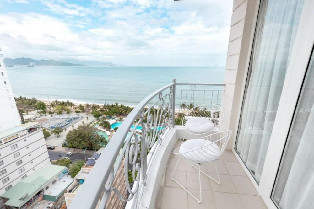 Executive Balcony SV, Paris Nha Trang 3*