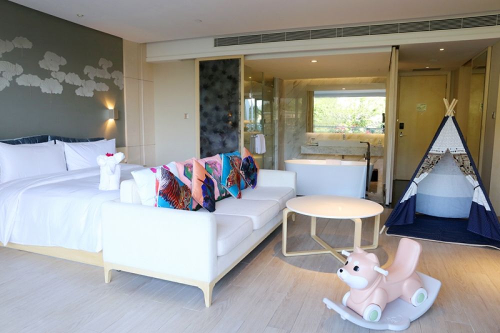 Deluxe Lake View Family Room, Sanya Palace Resort Yalong Bay 5*