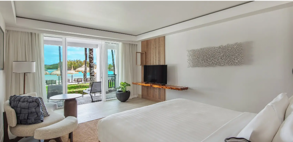 Hibiscus Signature Beachfront Suite, Shangri-La's Le Touessrok Resort & Spa 5*