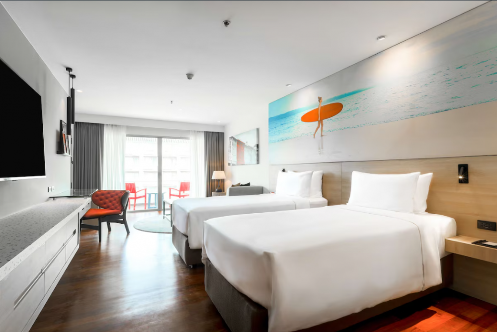 Deluxe/Deluxe Partial Seaview, Radisson Red Phuket Patong Beach 5*