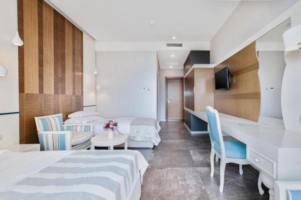 Standard Sea View, Bracera 4*