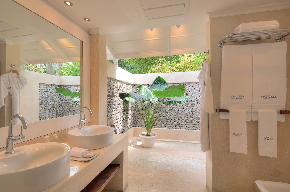 Beach Front Junior Suite, Diamonds Athuruga Island 5*